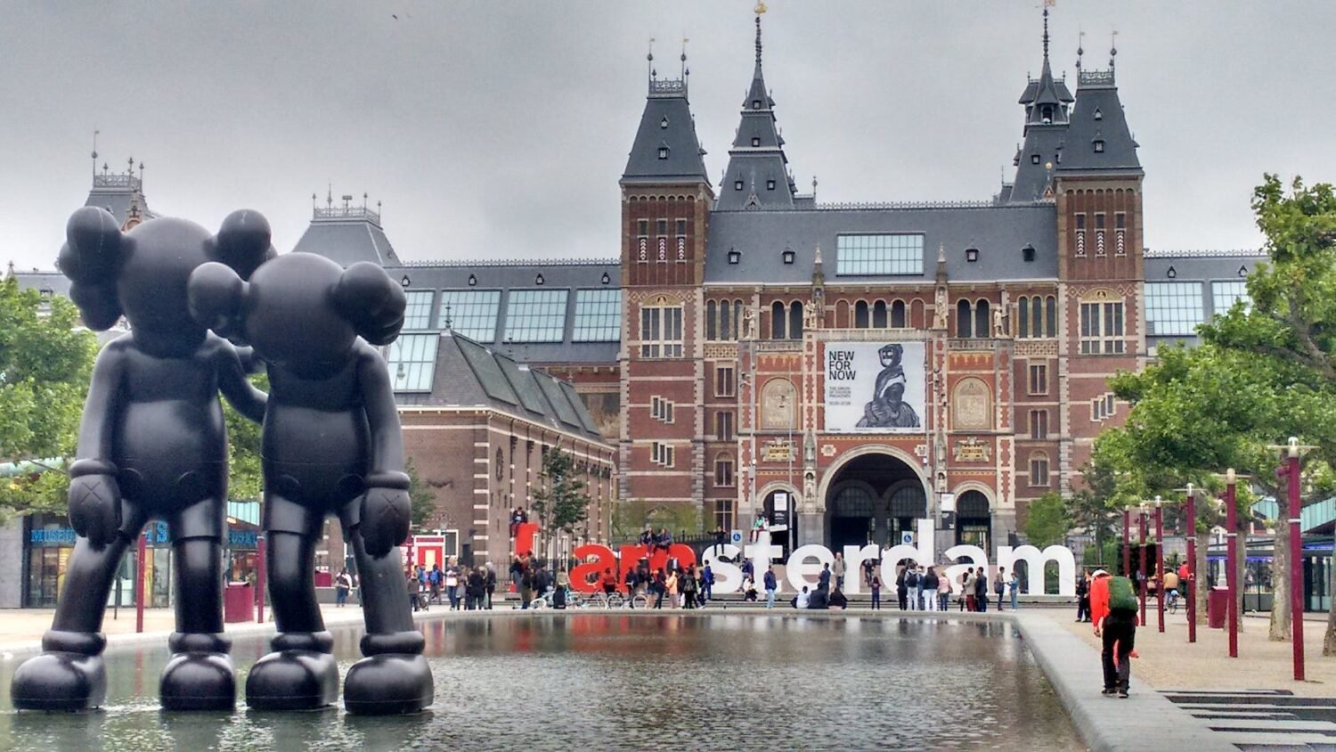 Unleashing the Charms of Amsterdam: A Memorable Free Walking Tour